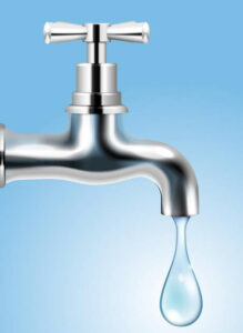 Pipa s kapljico vode